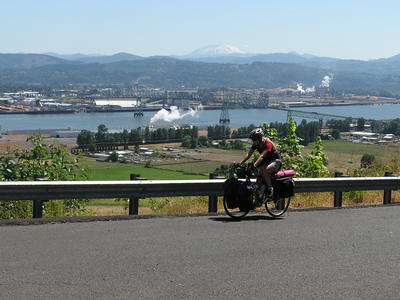 Columbia River and Mt St. Helens