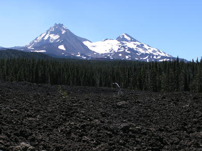Sisters volcanos